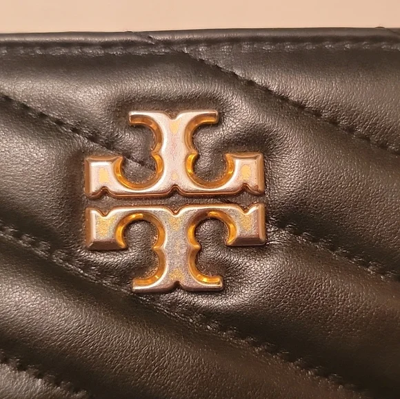 Tory Burch KIRA Chevron Quilted Lamb Leather Bi-Fold Wallet 🩷 - Picture 7 of 12